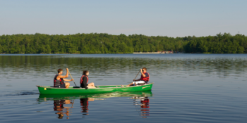 Pocono Mountains Visitors Bureau Paddling Guide